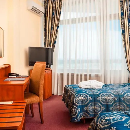 Hotel Kyiv Hotel 4*