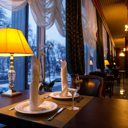 Hotel Kyiv Hotel
