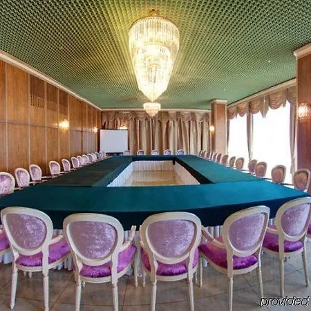 Hotel Kyiv Hotel 4*