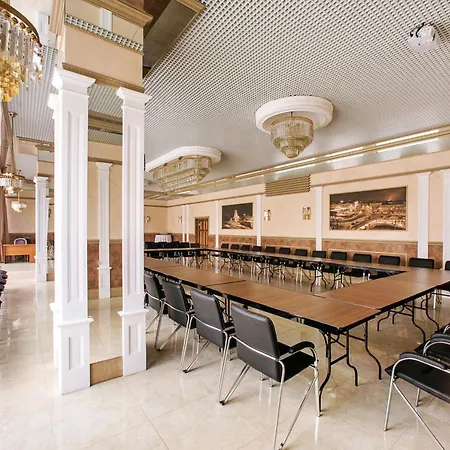 Hotel Kyiv Hotel Kiev