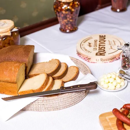 Hotel Kyiv Hotel Kiev