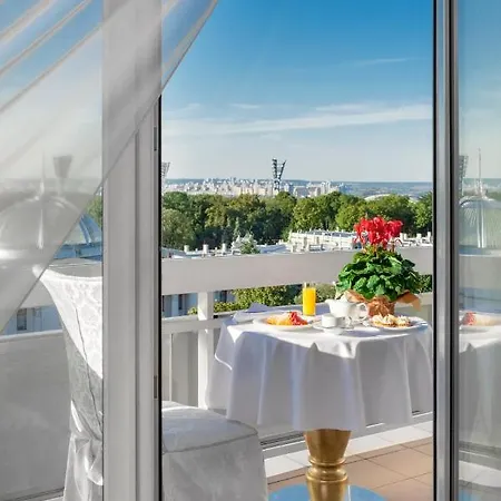 Hotel Kyiv 4*