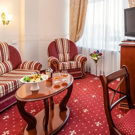 Hotel Kyiv Hotel 4*